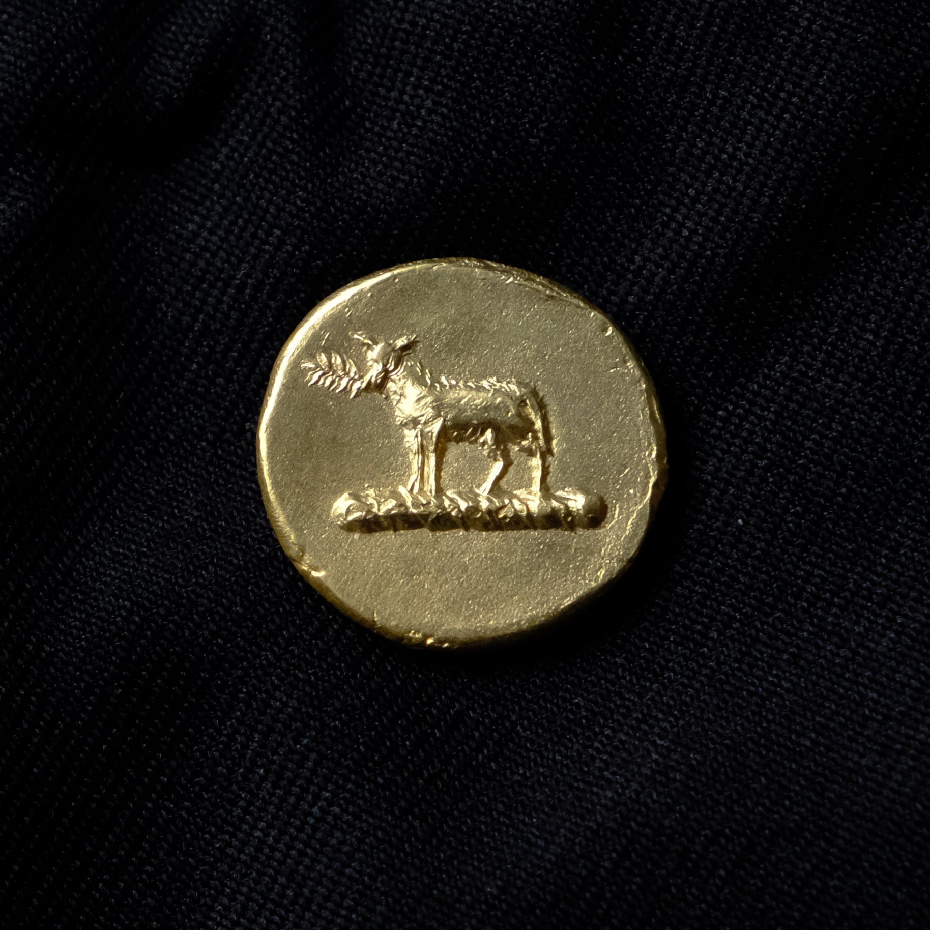 Coram Fellowship pin.18ct yellow gold.