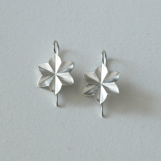 Stella Flower drop earrings
