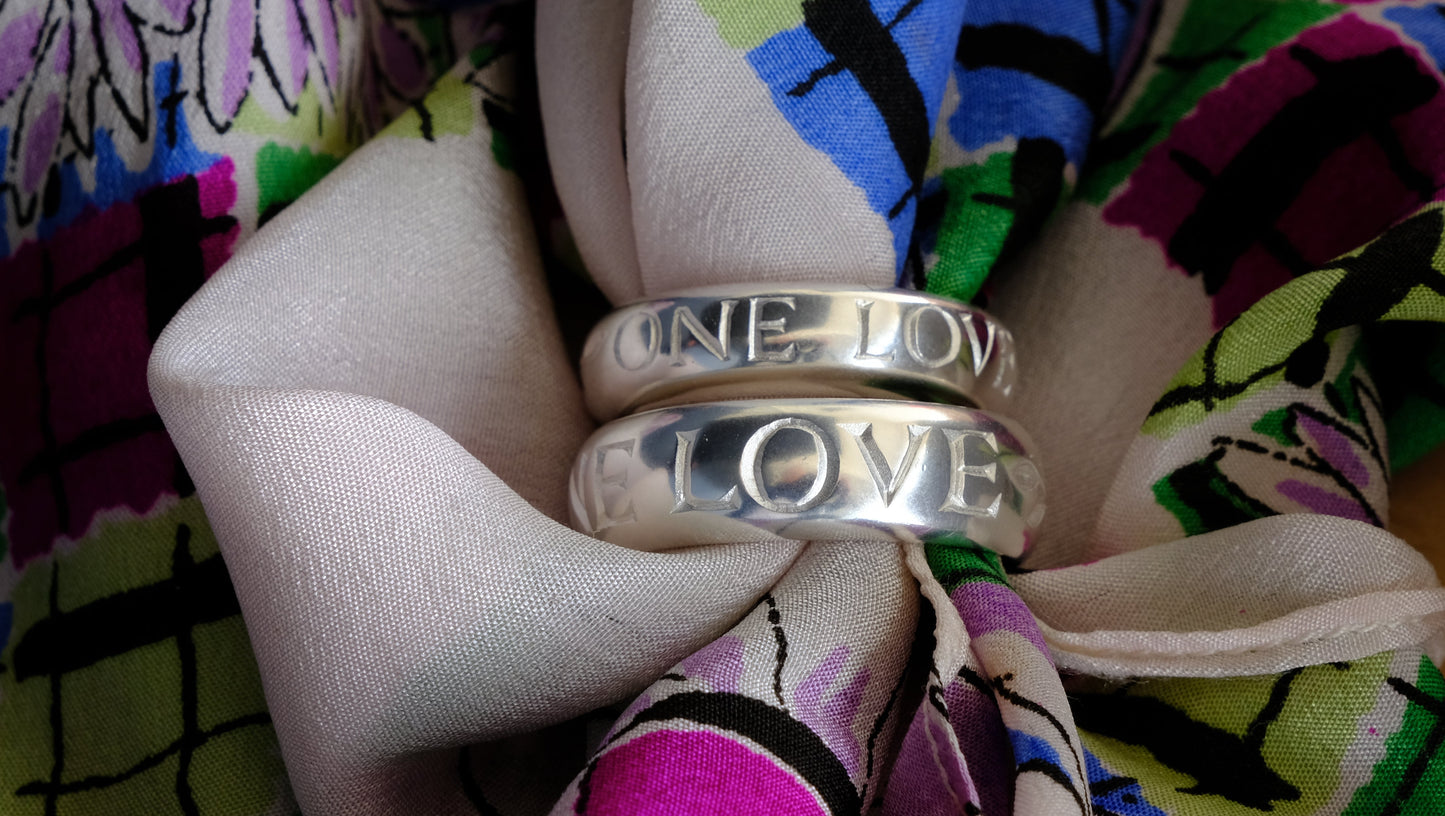 One Love men's inscription ring