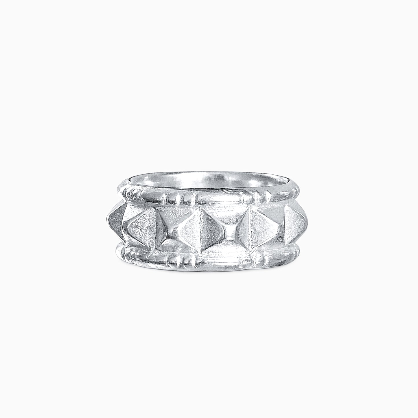 Stud men's ring